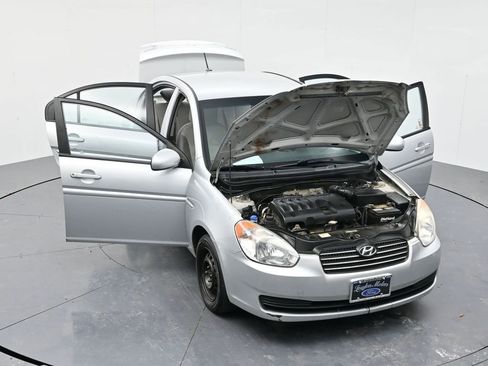 Used 2010 Hyundai Accent GLS w/ Premium Pkg 4 image 48