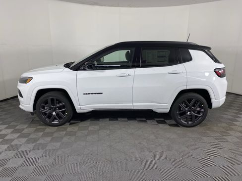 New 2025 Jeep Compass Limited w/ High Altitude Package image 11