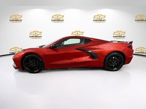 Used 2024 Chevrolet Corvette Stingray Preferred Cpe w/ Z51 Performance Package RWD image 5