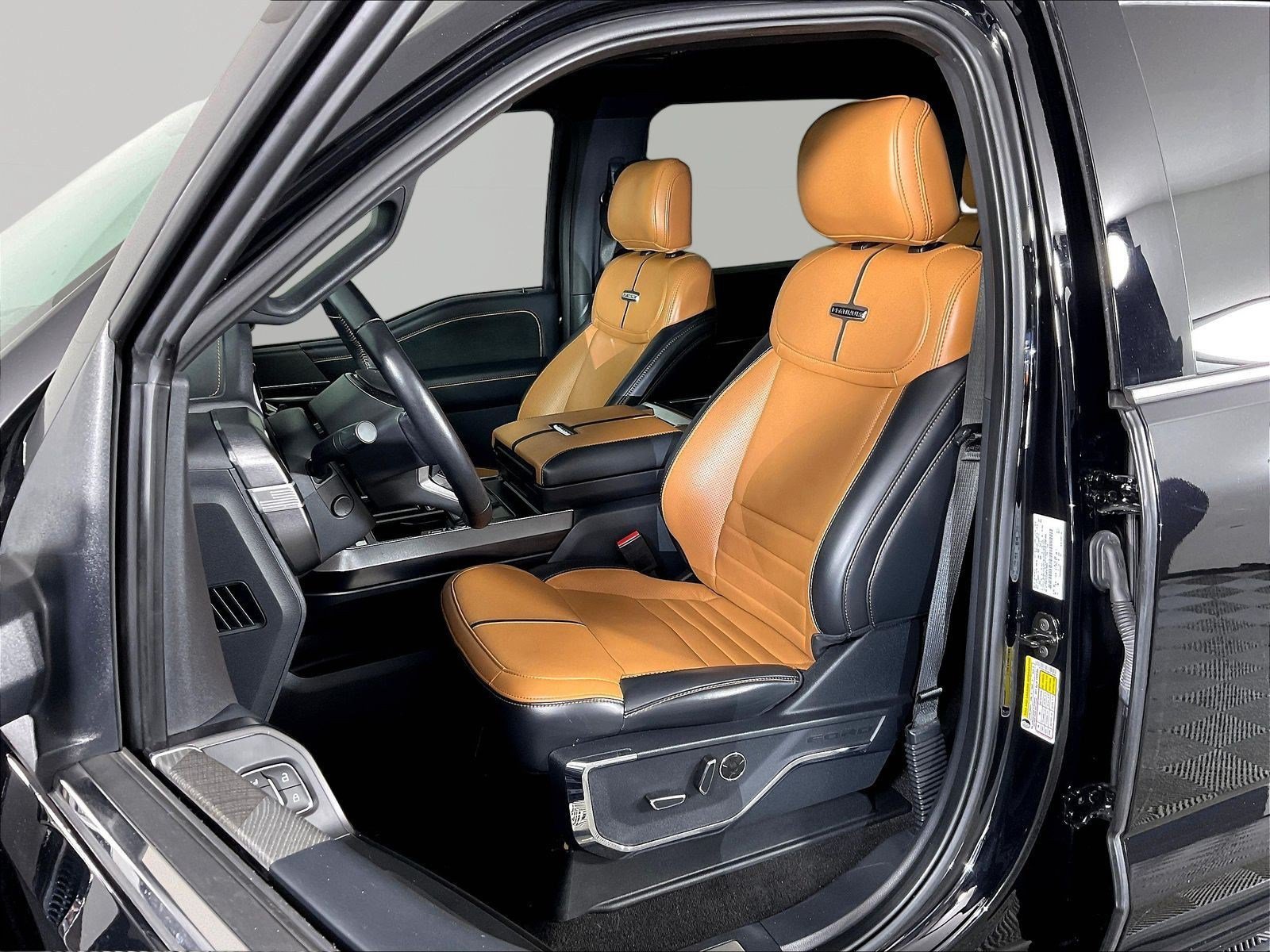 Used 2022 Ford F150 Platinum AWD/4WD image 22