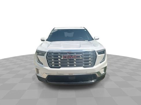 Used 2024 GMC Acadia Denali w/ Super Cruise Package FWD image 4
