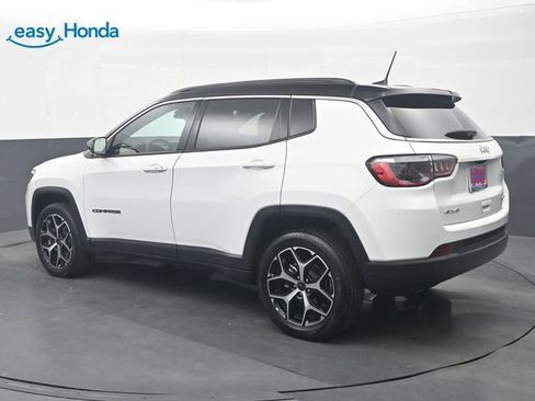 Used 2025 Jeep Compass Limited AWD/4WD image 5