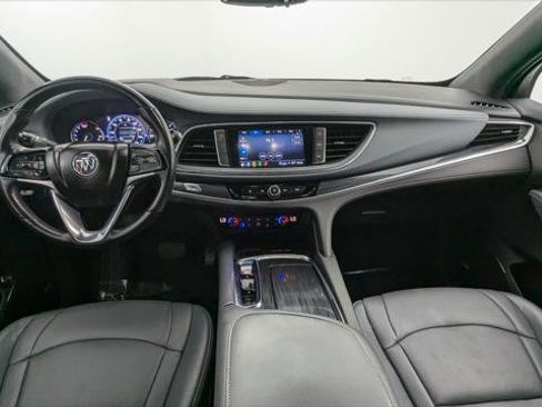 Used 2024 Buick Enclave Premium image 26