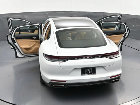 Certified 2023 Porsche Panamera 4 AWD/4WD image 33
