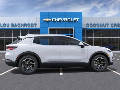 New 2026 Chevrolet Equinox EV LT AWD/4WD image 5