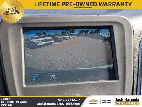 Used 2018 Chevrolet Equinox LT image 19