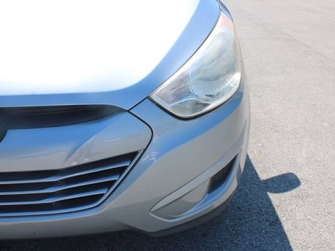Used 2011 Hyundai Tucson GLS FWD image 36
