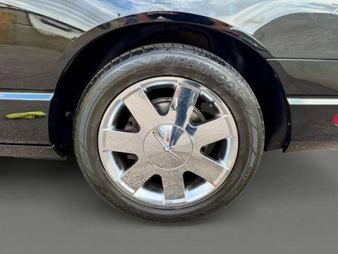 Used 2003 Ford Thunderbird Deluxe image 23