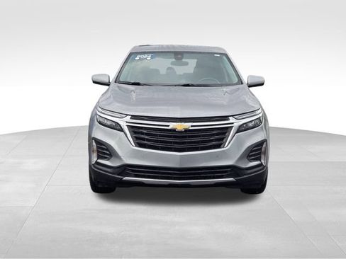 Certified 2024 Chevrolet Equinox LT w/ LPO, Floor Liner Package FWD image 8