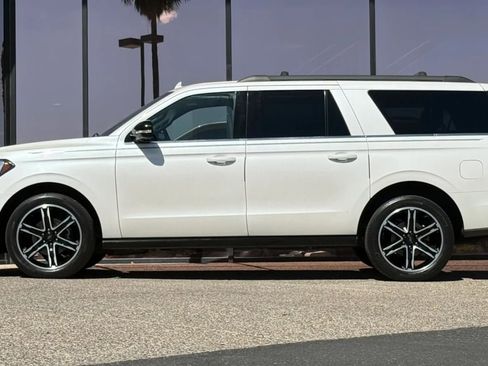 Used 2019 Ford Expedition Max Limited AWD/4WD image 5