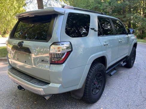 Used 2022 Toyota 4Runner TRD Off-Road Premium w/ Moonroof Package AWD/4WD image 9