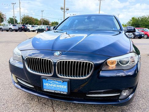 Used 2011 BMW 528i Sedan RWD image 8