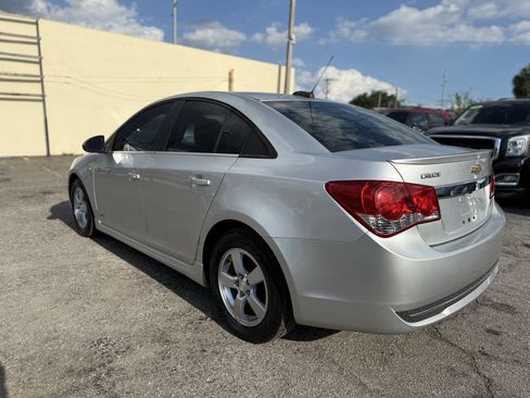 Used 2016 Chevrolet Cruze LT w/ RS Package FWD image 3