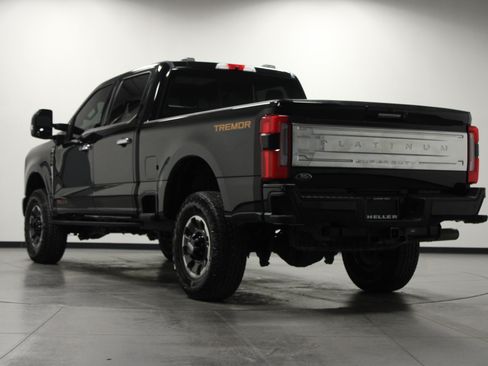 Used 2024 Ford F250 Platinum w/ Tremor Off-Road Package AWD/4WD image 6