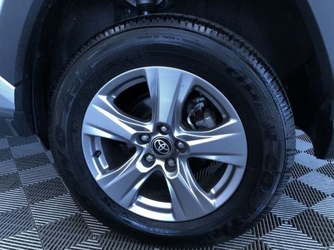 Certified 2025 Toyota RAV4 XLE w/ Convenience Package AWD/4WD image 16