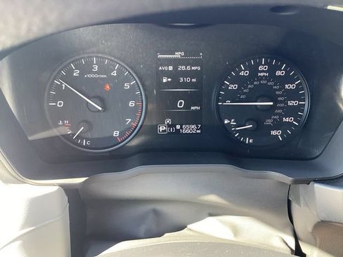 Used 2025 Subaru Forester AWD/4WD image 16