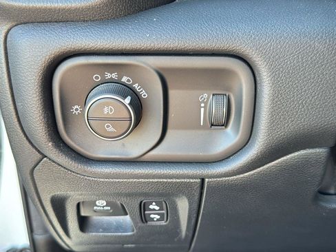 Used 2025 RAM 1500 Big Horn image 9