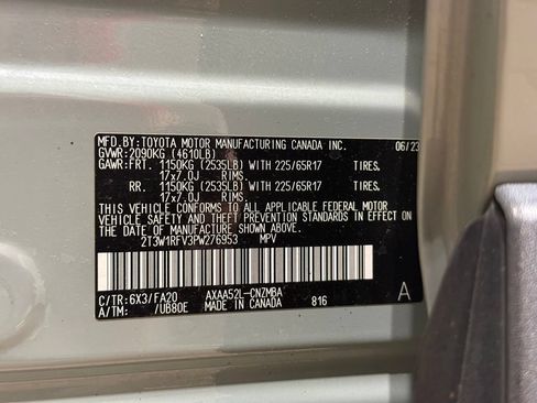 Certified 2023 Toyota RAV4 XLE FWD image 29