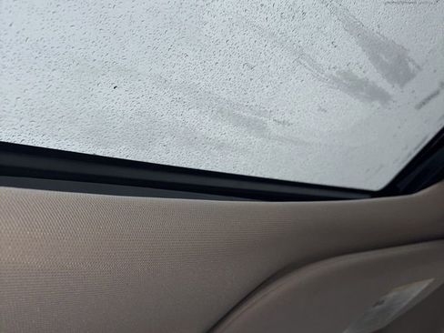 Used 2024 Ford Expedition Limited image 47