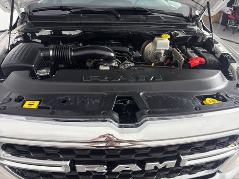 Used 2022 RAM 1500 Big Horn AWD/4WD image 37