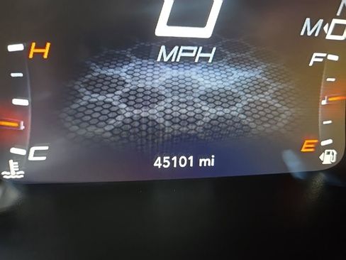 Used 2022 Dodge Charger SXT w/ Driver Convenience Group image 13