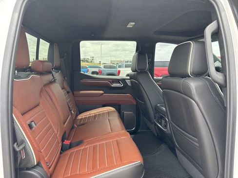 Used 2024 GMC Sierra 1500 Denali Ultimate AWD/4WD image 16