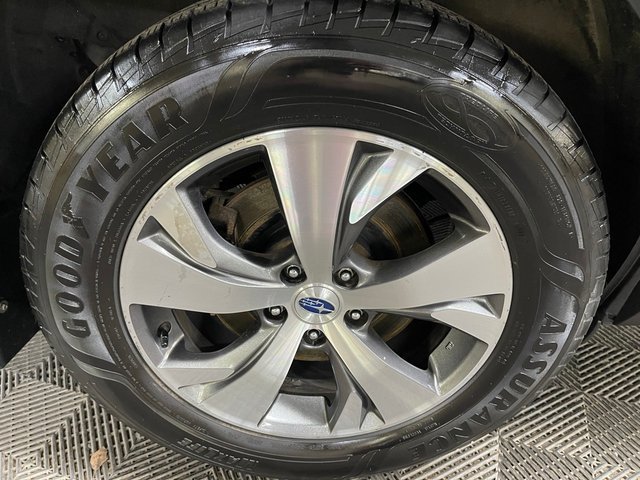 Used 2019 Subaru Ascent Premium w/ Popular Package #2 AWD/4WD image 13