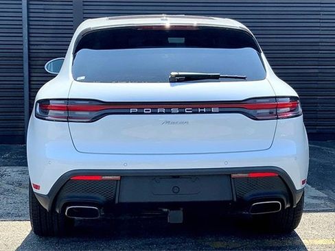 New 2025 Porsche Macan image 9