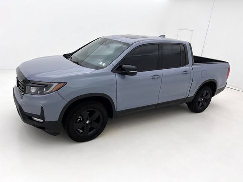 Used 2023 Honda Ridgeline Black Edition image 5
