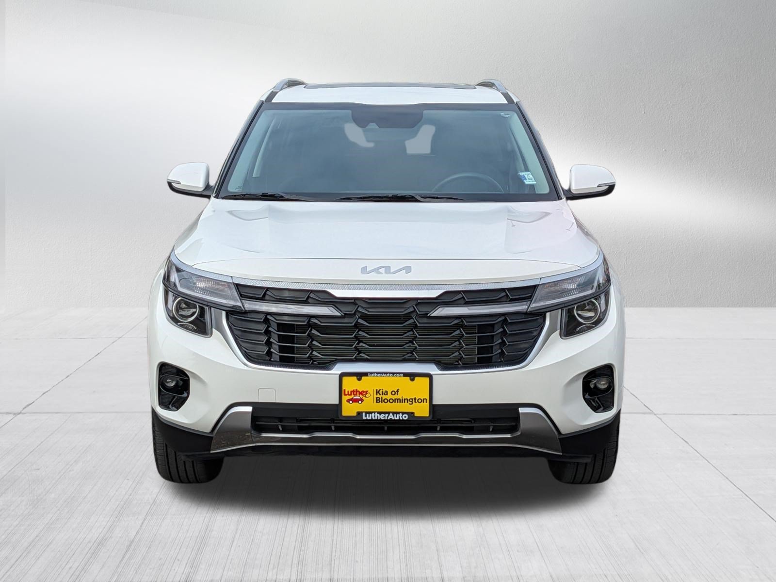 Certified 2026 Kia Seltos EX w/ EX Sunroof Package AWD/4WD image 2