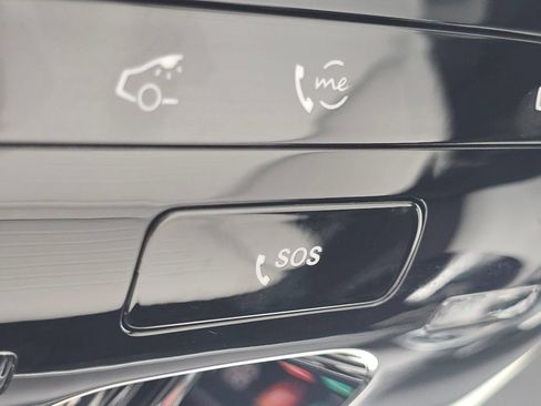 Certified 2026 Mercedes-Benz C 300 4MATIC Sedan image 9