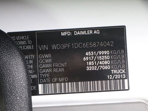 Used 2014 Mercedes-Benz Sprinter 3500 w/ Active Safety Plus Package image 30