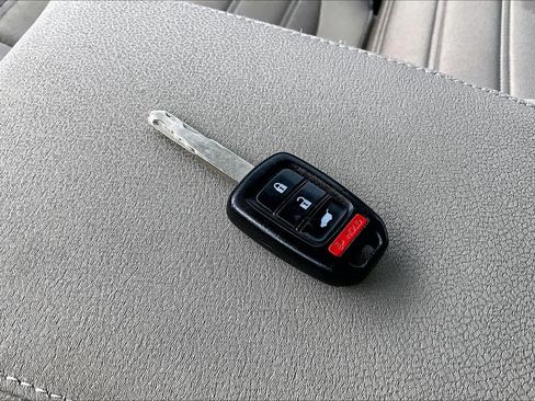Used 2020 Jeep Gladiator Sport AWD/4WD image 15