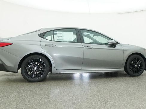 New 2026 Toyota Camry SE image 18