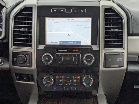 Used 2021 Ford F250 Lariat w/ Lariat Ultimate Package AWD/4WD image 17