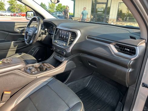Used 2021 GMC Acadia AT4 w/ GMC Pro Grade Package AWD/4WD image 33