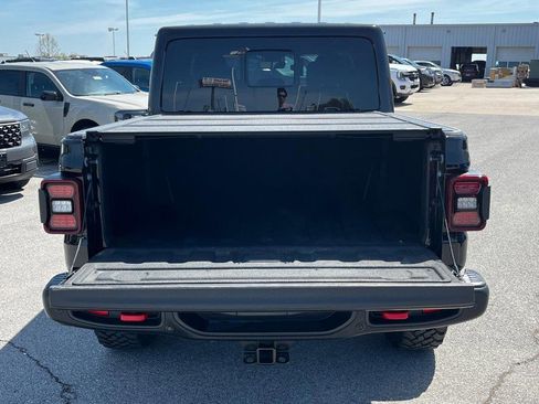 Used 2024 Jeep Gladiator Rubicon image 5