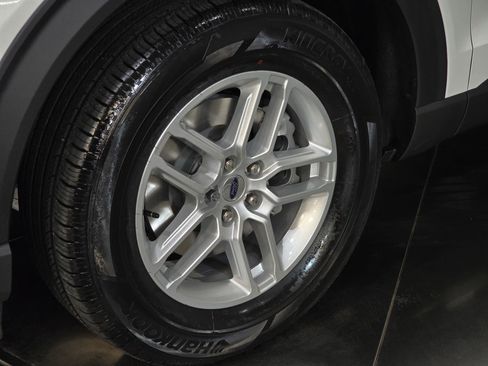 New 2026 Ford Explorer Active image 15