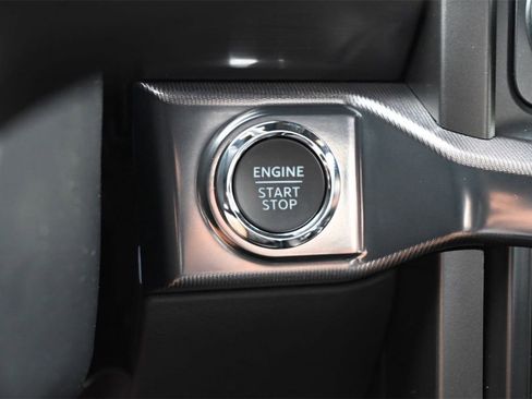 New 2025 Ford F150 Lariat w/ Equipment Group 501A Mid image 43