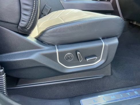 Used 2020 Ford F250 Limited AWD/4WD image 19