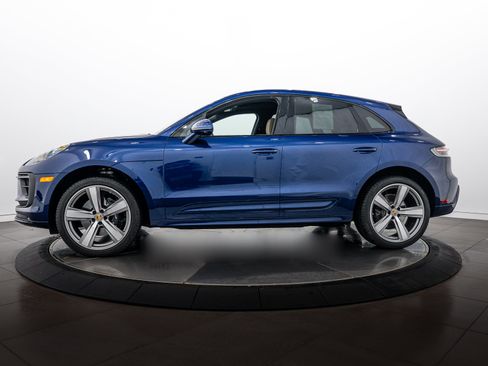 Certified 2026 Porsche Macan S AWD/4WD image 2