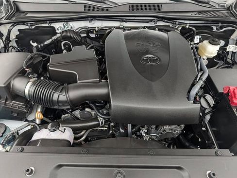 Certified 2023 Toyota Tacoma Limited RWD image 34