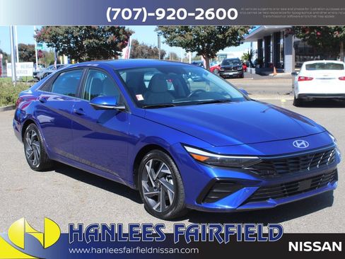 Used 2024 Hyundai Elantra Limited FWD image 5
