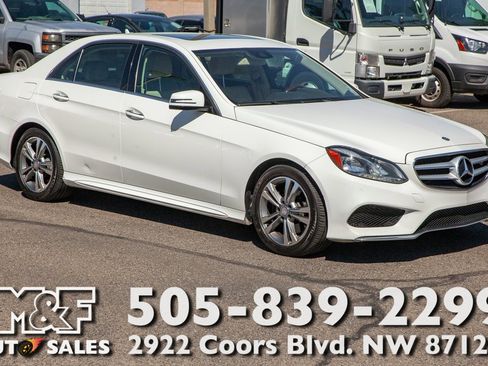 Used 2014 Mercedes-Benz E 250 BlueTEC 4MATIC Sedan image 1