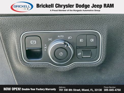 Used 2021 Mercedes-Benz GLB 250 w/ Premium Package image 35