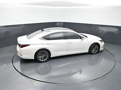 Used 2025 Lexus ES 350 Ultra Luxury w/ Accessory Package (Z1) FWD image 21