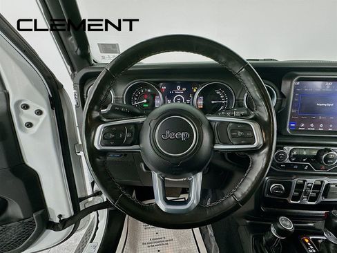 Used 2023 Jeep Wrangler Unlimited Sahara w/ Cold Weather Group image 15