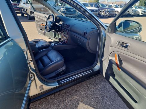 Used 2004 Volkswagen Passat GLX image 19