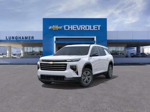 New 2026 Chevrolet Traverse LT w/ LPO, Floor Liner Package AWD/4WD image 32