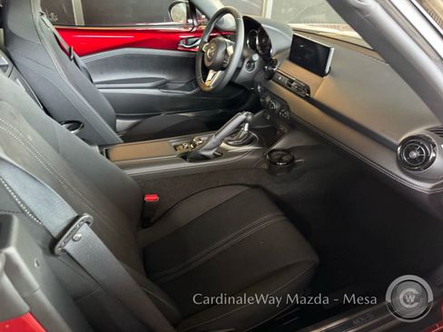 New 2026 MAZDA MX-5 Miata Club w/ Interior Package RWD image 19